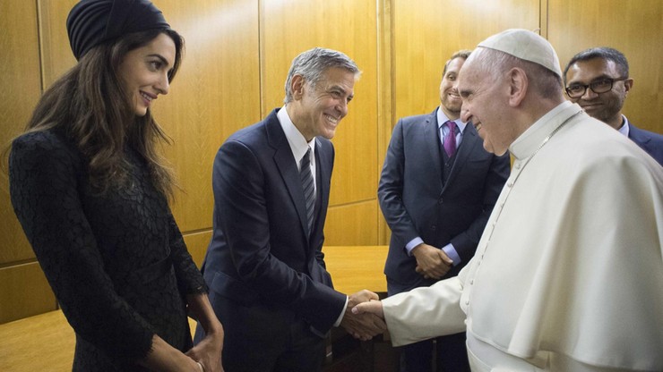 Hayek, Clooney i Gere nagrodzeni w Watykanie