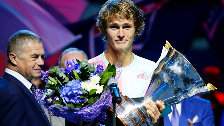 Turniej ATP w Sankt Petersburgu: Zverev lepszy od Wawrinki w finale