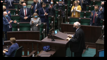 Sejm odrzucił wniosek o odwołanie Kaczyńskiego. Wicepremier wstrzymał się od głosu