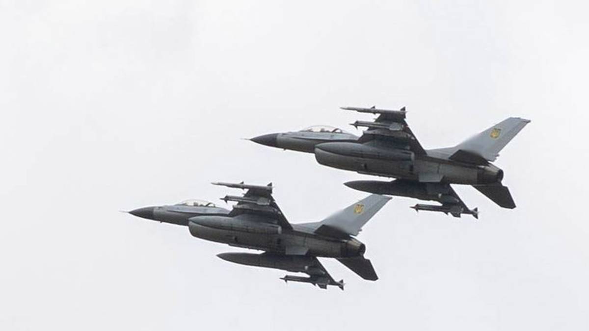 "WSJ": ponad połowa ukraińskich F-16 jest uziemiona ze względu na długi czas serwisu w Belgii