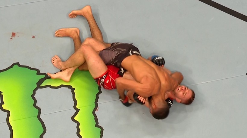 UFC w Paryżu: Michał Figlak przegrał z Faresem Ziamem jednogłośną decyzją sędziów