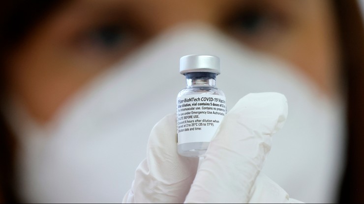 Nowa mutacja koronawirusa a szczepionki. Jest stanowisko WHO