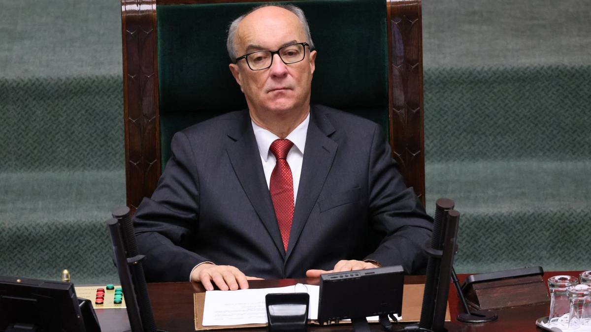 "PiS coraz mniej szanuje Nawrockiego". Czarzasty o nieobecności Kaczyńskiego