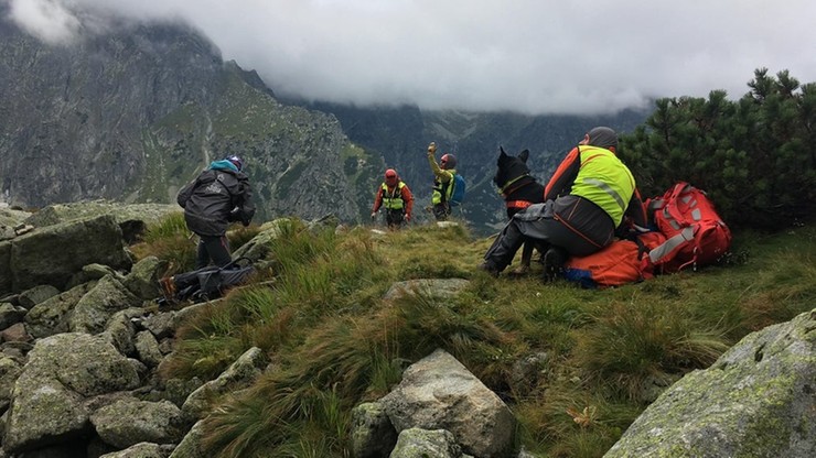 Słowacja. W górach znaleziono ciało 28-latki. Czuwał przy niej pies