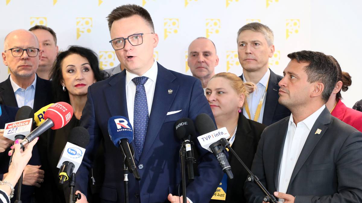 Polska 2050 straci posłów? Hołownia wspomniał o "czerwonej linii'