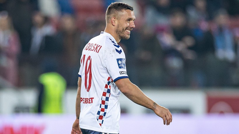 Pko Bp Ekstraklasa Lukas Podolski Odpowiedział Na Zaczepki Kibiców Legii Warszawa Polsat Sport 0384