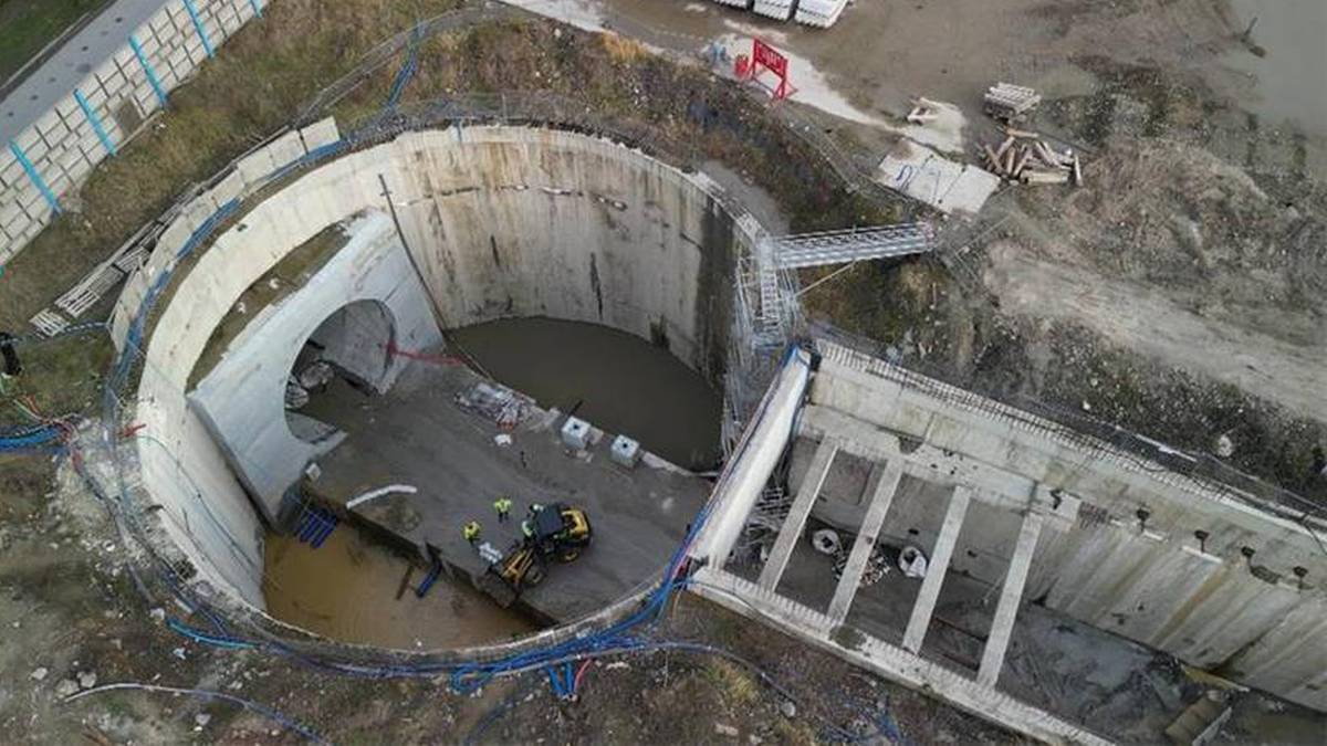 "Interwencja": Trafili z mieszkań do "kołchozu". Ponieważ kolej buduje tunel