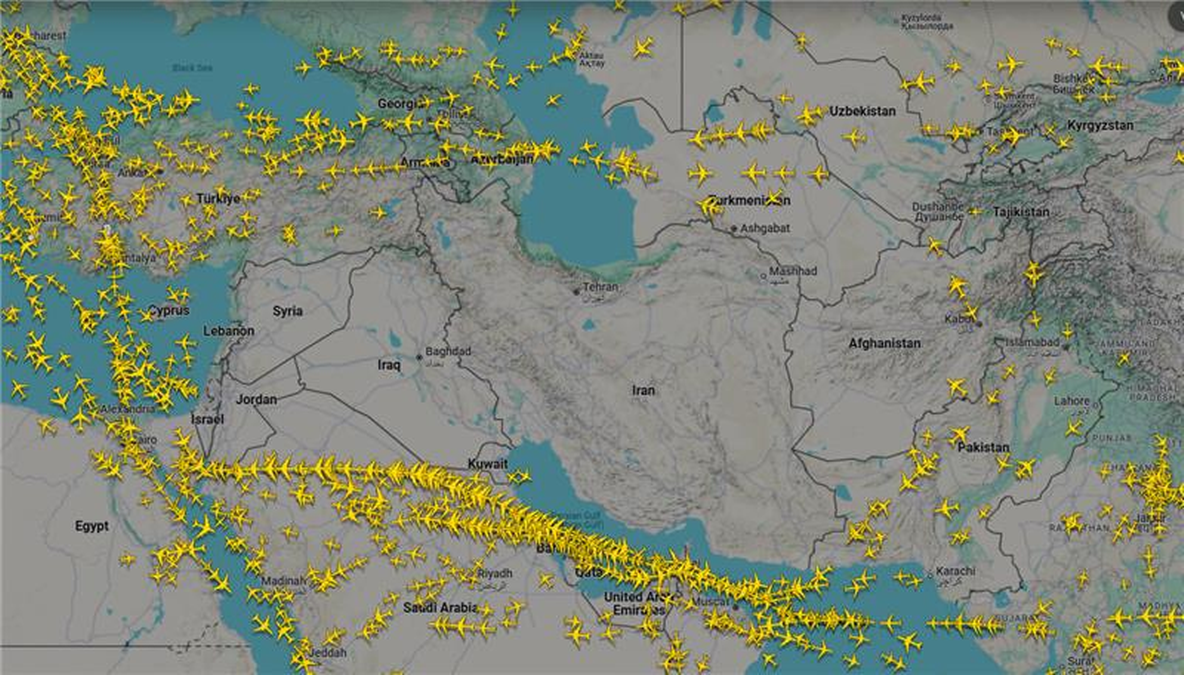 Nocne uderzenie Izraela na Iran. Przestrzeń powietrzna nad czterema krajami zamknięta