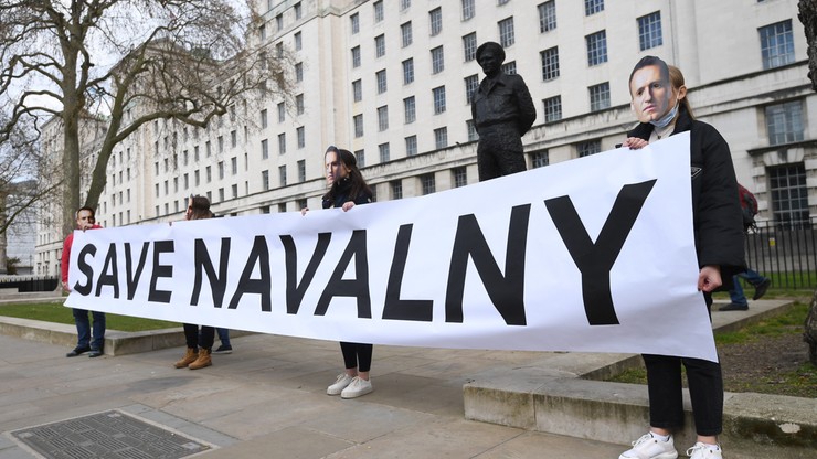 Nobliści, naukowcy i aktorzy w obronie Nawalnego. Proszą Putina o lekarza dla opozycjonisty