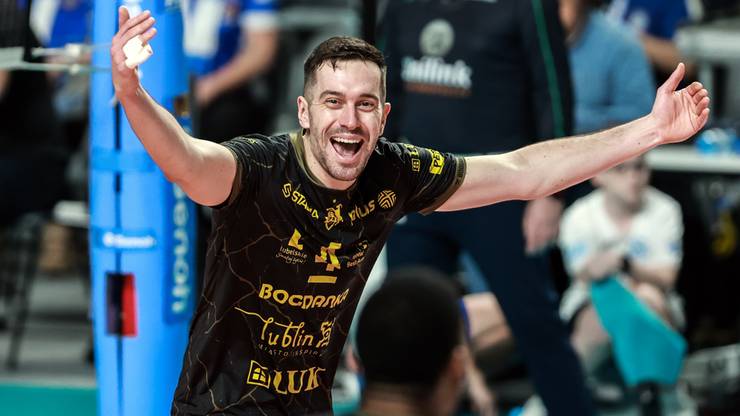 Rozgrywający: Marcin Komenda