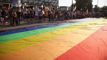 Ulicami Krakowa przeszedł Marsz Równości. "Zaczerpnąć tchu"