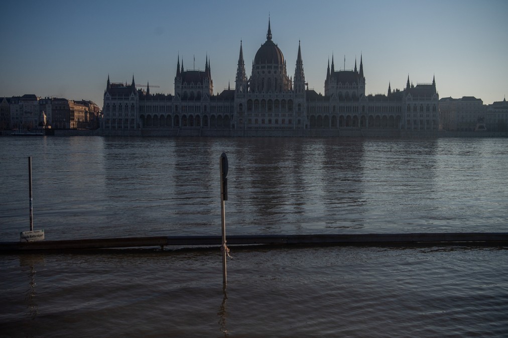 Dunaj zalewa Budapeszt