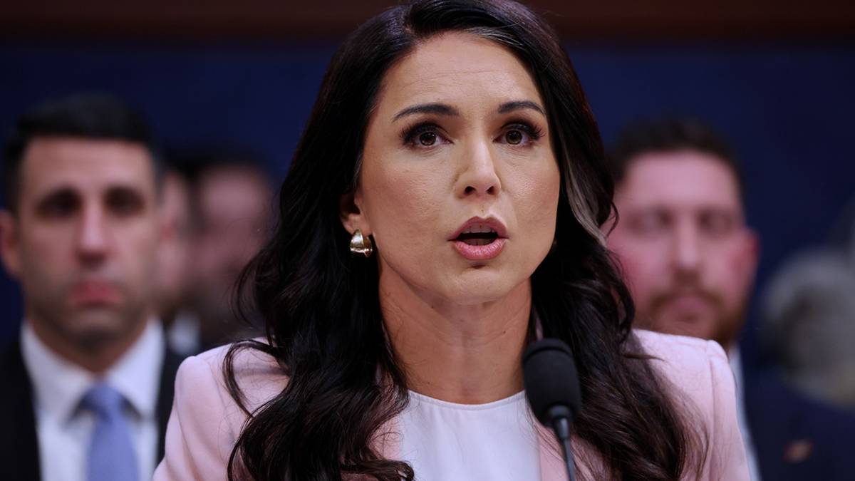 Media: Tulsi Gabbard rezygnuje. Była dyrektorką Wywiadu Narodowego USA