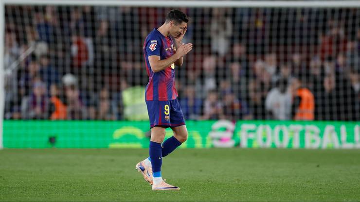 Robert Lewandowski pożegnany na Camp Nou
