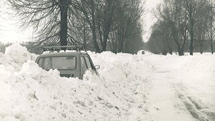 26.12.2022 05:56 Zima stulecia sprzed 44 lat w obiektywie drogowców. Zobacz szokujące zdjęcia