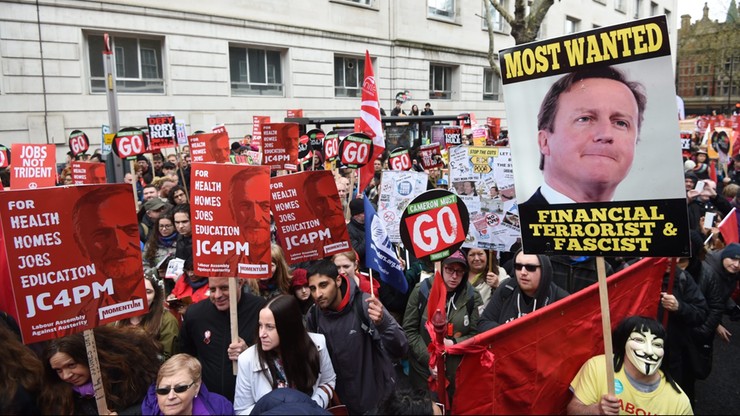 "Torysi precz, zapraszamy uchodźców" - antyrządowe demonstracje w Londynie