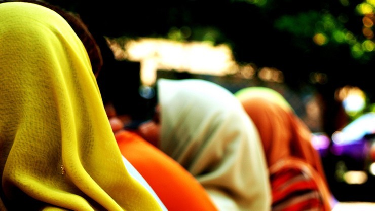 Zatrzymano prawie 30 kobiet za zdjęcie hidżabu. Protestowały przeciwko nakazowi noszenia nakrycia głowy