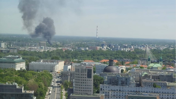Warszawa. Pożar pustostanu w okolicy Dworca Wschodniego