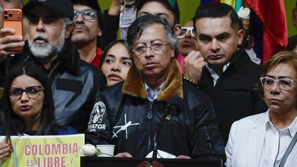 "Doceniam jego telefon i ton". Zwrot ws. Kolumbii, prezydent zaproszony do Białego Domu