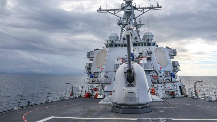 Amerykański niszczyciel przepłynął koło wysp, do których pretensje roszczą sobie Chiny