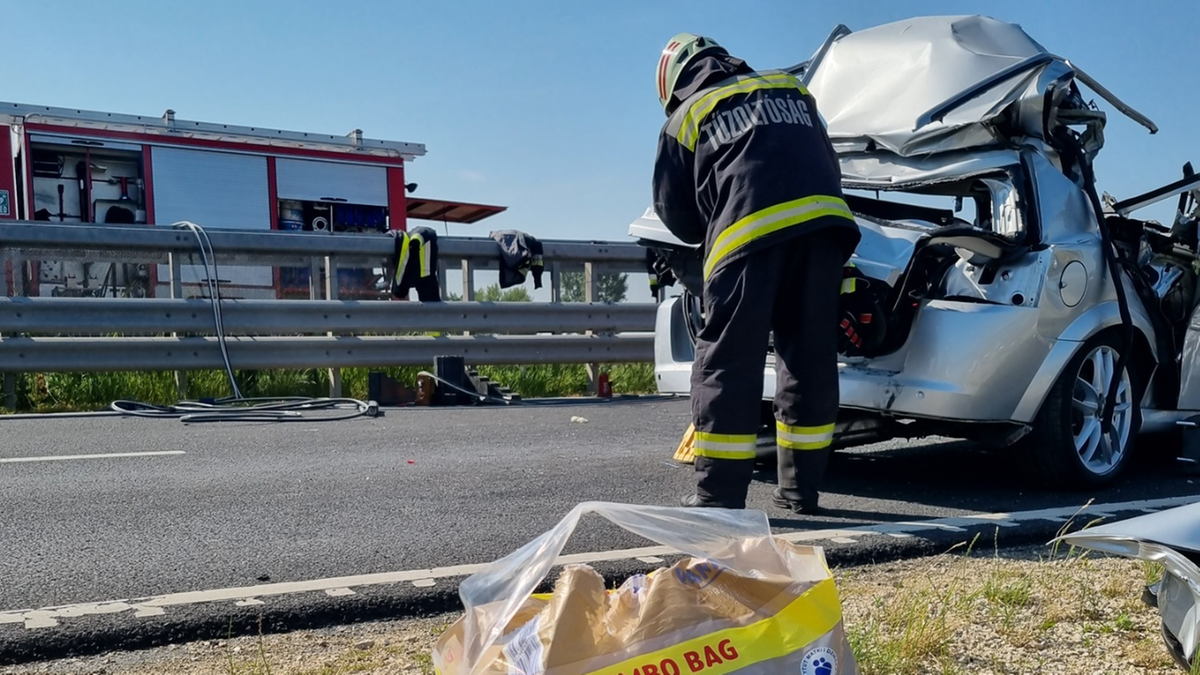 Tragiczny wypadek polskiej rodziny na Węgrzech. Ocalała dziewczynka ma wrócić w poniedziałek