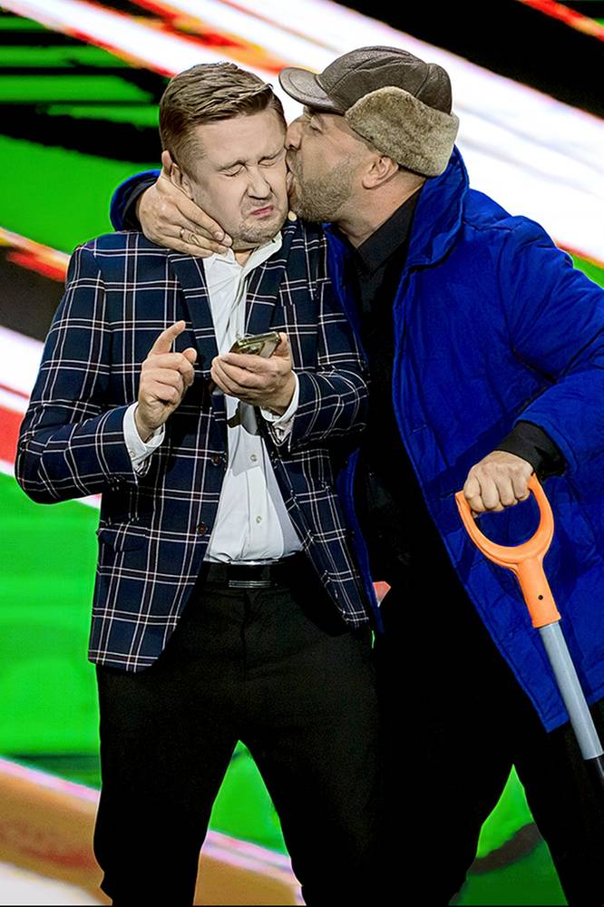 „Gwiazdy Kabaretu”: Polacy nie gęsi i swój język mają!