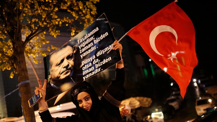 Komisja wyborcza odrzuciła skargi opozycji ws. referendum w Turcji