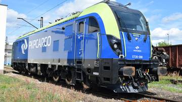 Szefował PKP Cargo, teraz sprzedał i kupił akcje. KNF reaguje na burzę