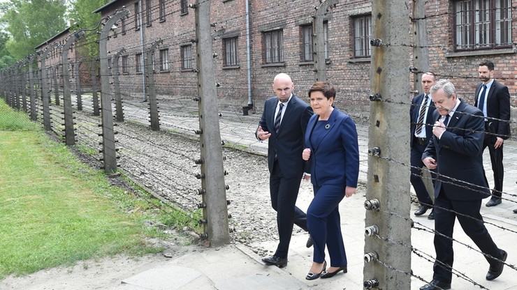 Premier: mord w obozach koncentracyjnych pozostawił piętno na losach świata