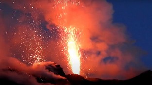 22.05.2022 05:58 Kryzys sejsmiczny na Islandii. W każdej chwili z 800-letniego snu może zbudzić się kolejny wulkan