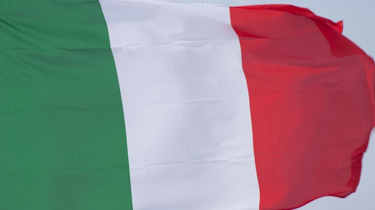 W Palermo flagi do połowy masztu na znak żałoby po śmierci Adamowicza