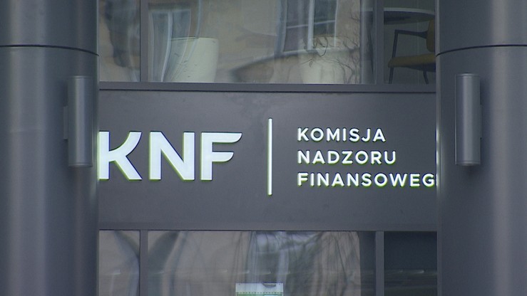 KNF: 900 tys. złotych kary dla PZU za opóźnienia w wypłacie odszkodowań