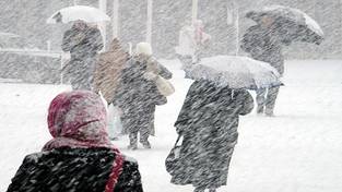 20-02-2026 03:59 Śnieżyca nadciąga nad Polskę. Będzie paraliż. Zostały godziny