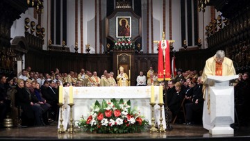 Msza święta w intencji ofiar katastrofy w archikatedrze św. Jana Chrzciciela