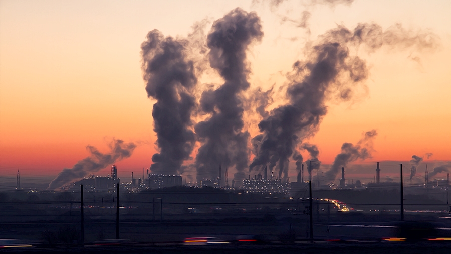 03.07.2019 06:00 Obecna emisja dwutlenku węgla podniesie temperaturę na Ziemi o więcej niż 1,5°C, nawet jeśli...