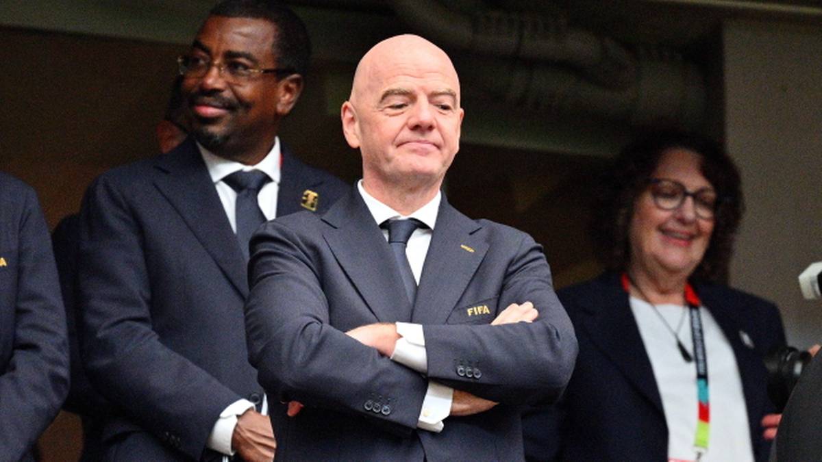 Kosecki: FIFA może być szantażowana przez FBI w sprawie decyzji ws. Baloguna