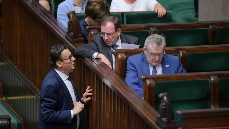 Sejm odrzucił wnioski o wotum nieufności wobec Kamińskiego i Ziobry