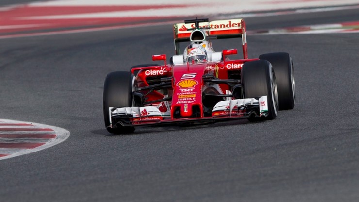 Vettel z Ferrari najszybszy w Barcelonie