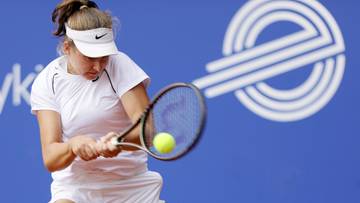 Porażka polskiej tenisistki w finale. Trzysetowy bój na korzyść Francuzki