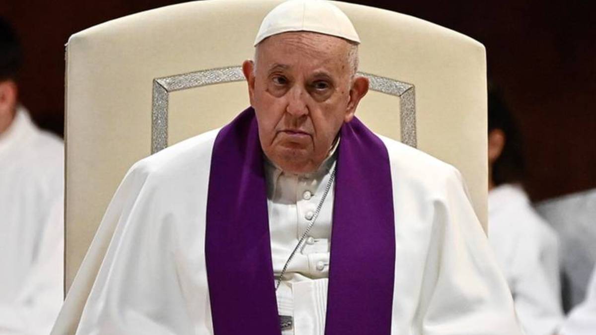 Kontrowersje wokół słów papieża Franciszka o Ukrainie. Watykan tłumaczy