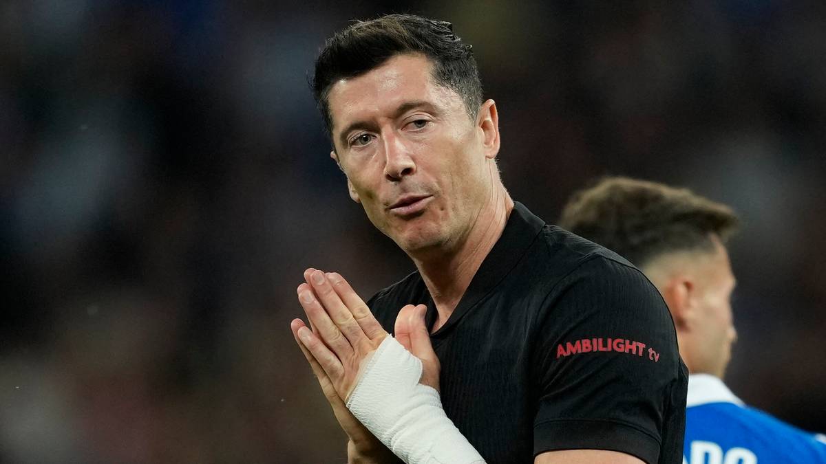 Lewandowski znowu bez gola! Niespodziewana porażka Barcelony