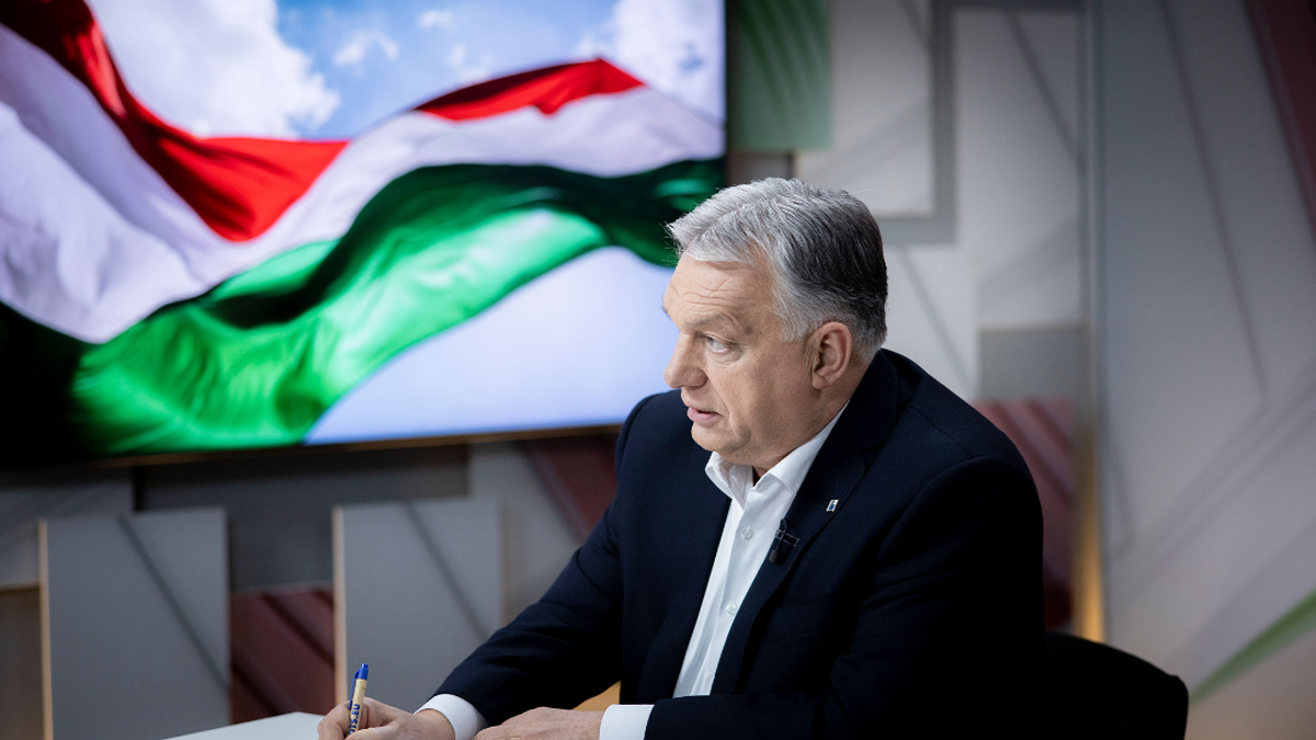 Viktor Orban chce kupować ropę z Rosji. "Jesteśmy już wystarczająco zranieni"