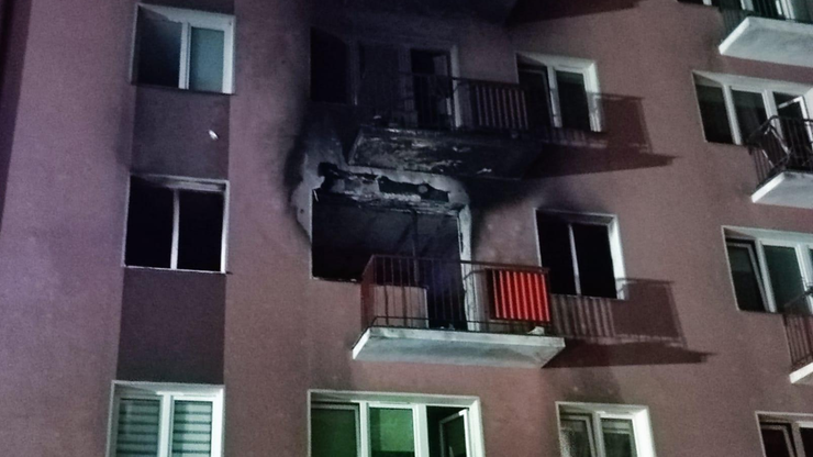 Lublin. Pożar mieszkania. Nie żyją trzy osoby. Cztery osoby trafiły do szpitala