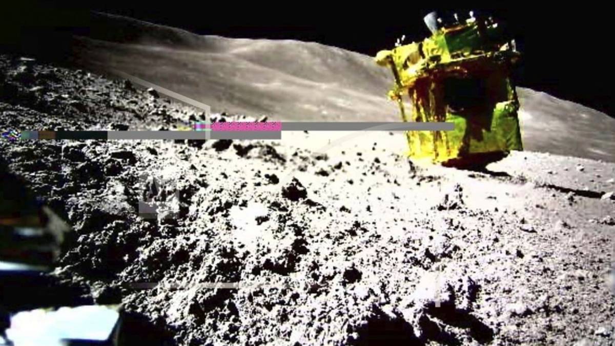 Japoński lądownik na Księżycu znów działa. Naukowcy mogą odetchnąć