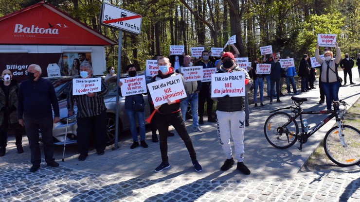 Protest w Świnoujściu: "otwórzcie granicę, chcemy żyć, chcemy pracować"