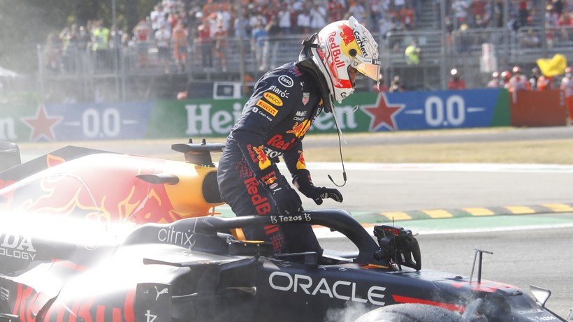 Max Verstappen winny kolizji podczas GP Włoch