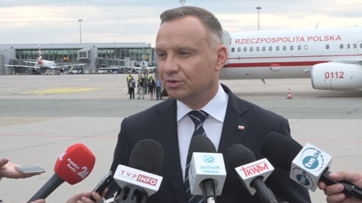 Andrzej Duda poleciał na szczyt NATO w Wilnie. Ujawnił, na jakie decyzje liczy