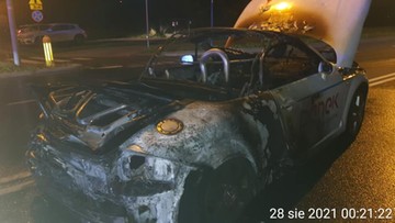 Pożar sportowego audi z wypożyczalni. Kierowca jechał 170 km/h