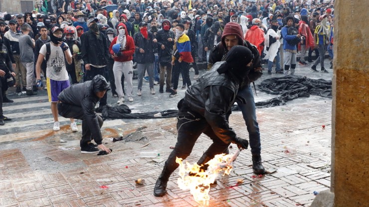 Eksplozja na komisariacie w Bogocie. Zginęło trzech policjantów