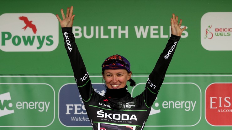 Giro d'Italia: Vos wygrała trzeci etap, Niewiadoma nadal liderką
